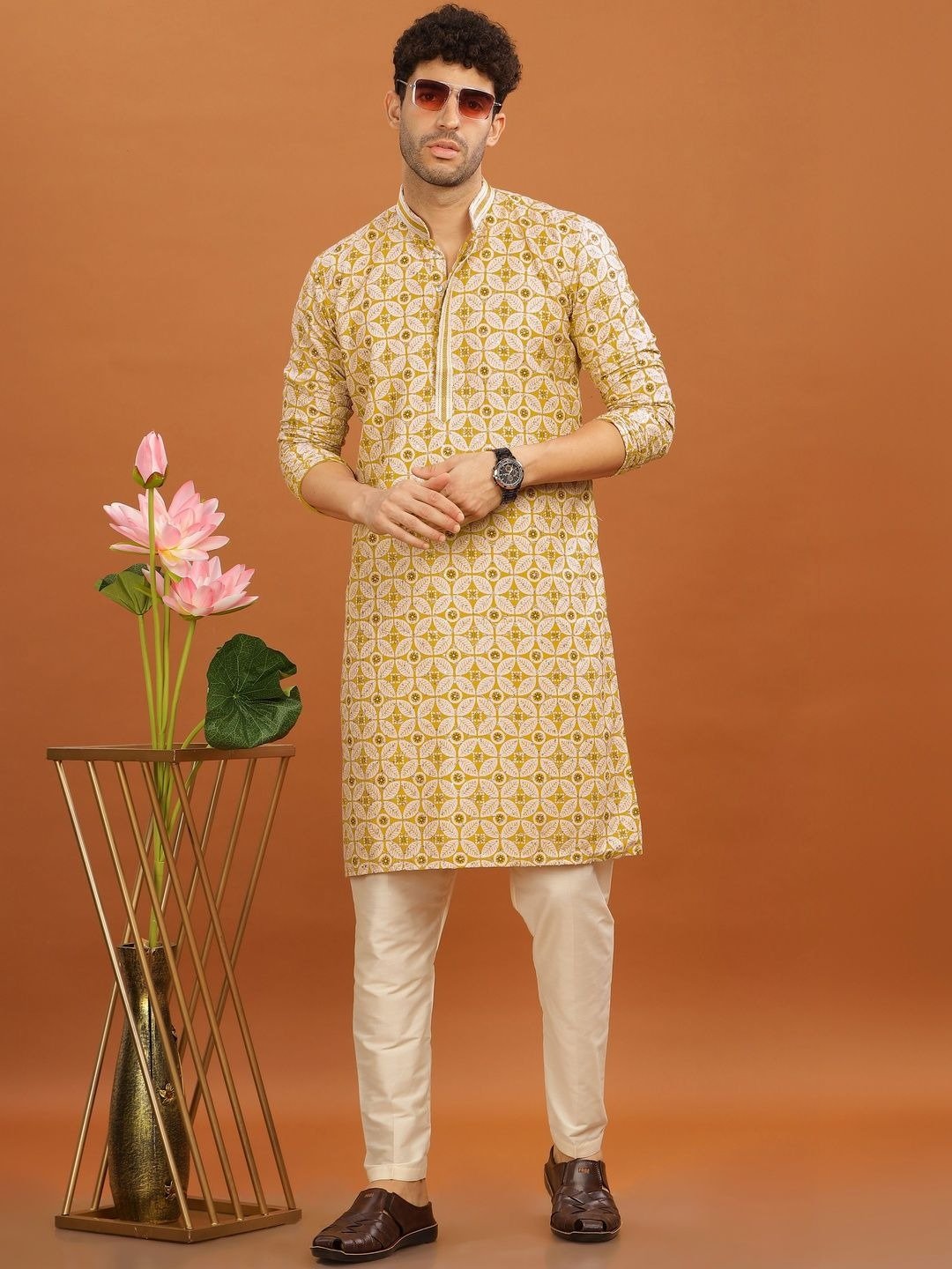 Golden Sunshine Geometric Print Kurta (Yellow & Cream)